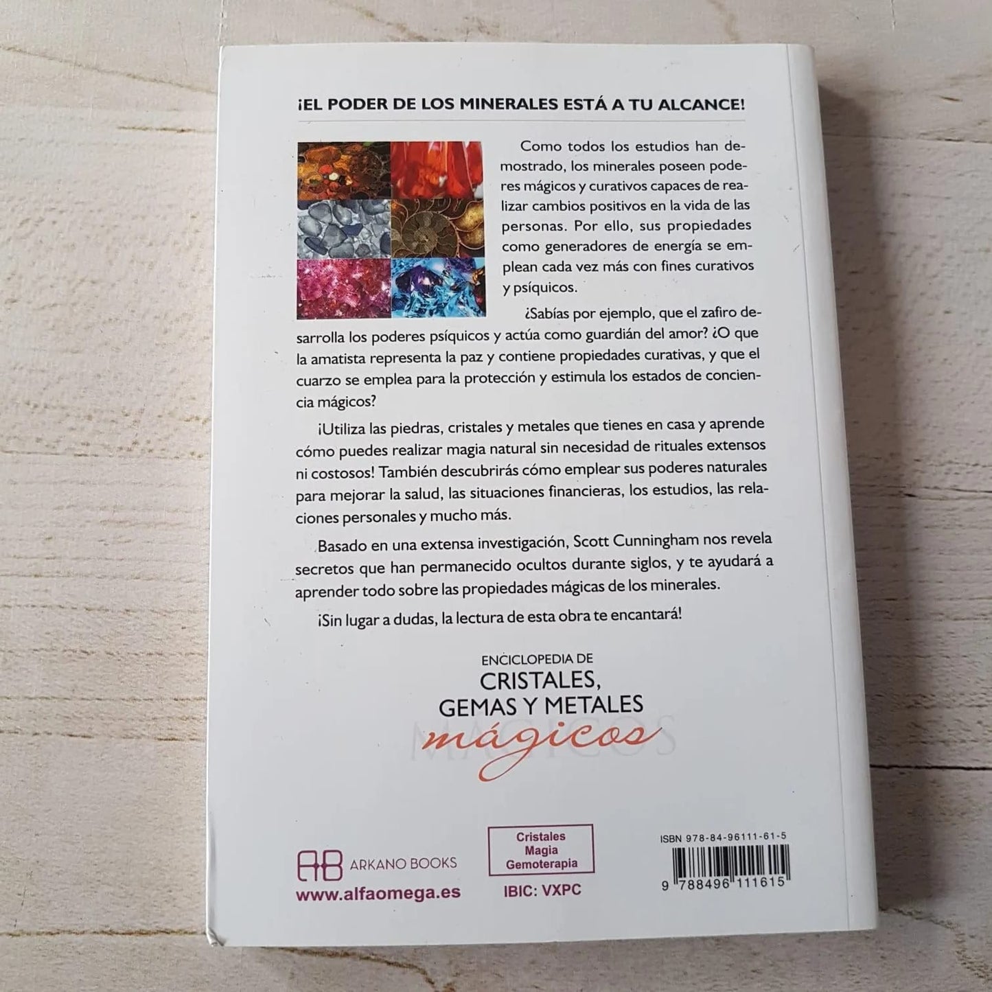 ENCICLOPEDIA DE LOS CRISTALES GEMAS Y METÁLES MÁGICOS