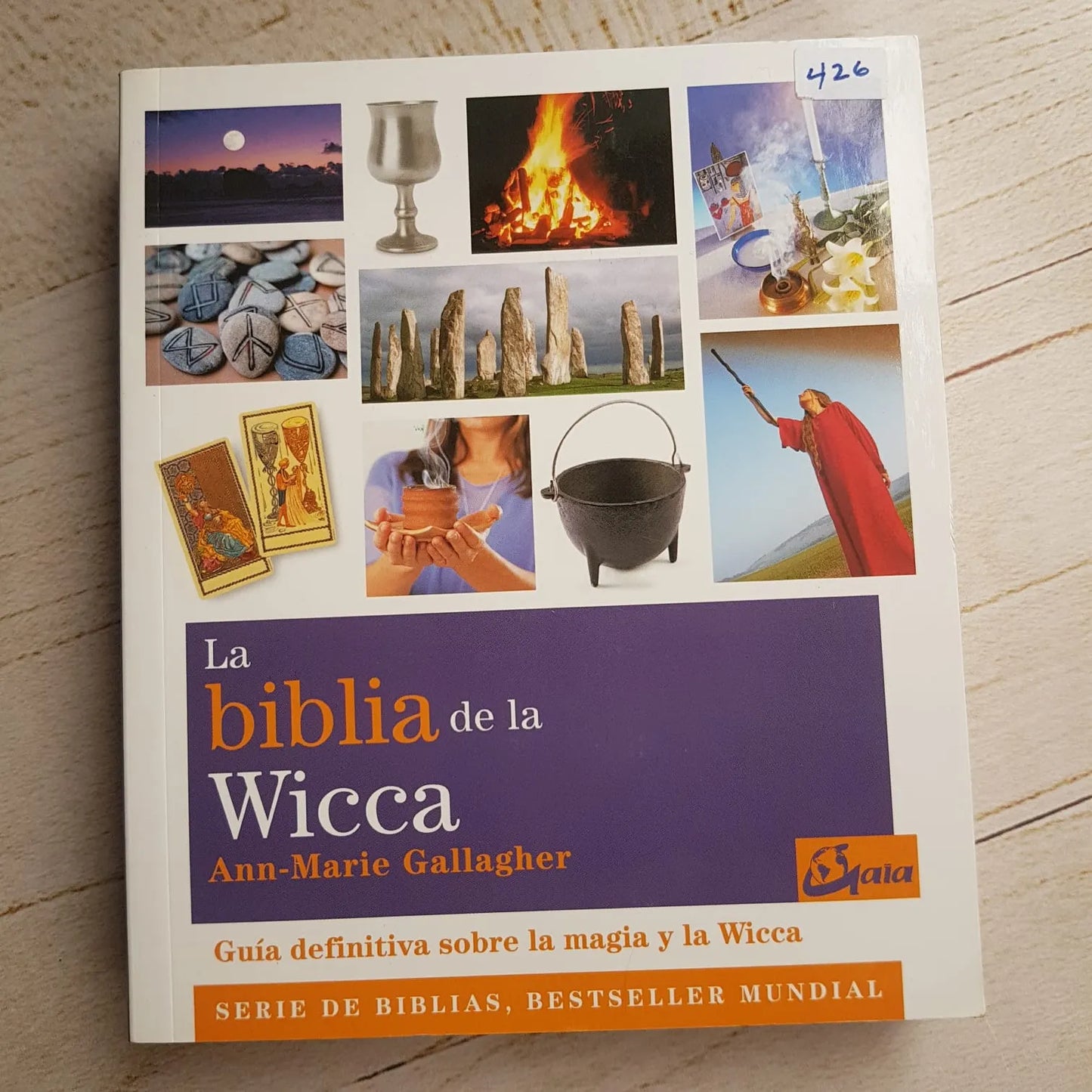 LA BIBLIA DE LA WICCA