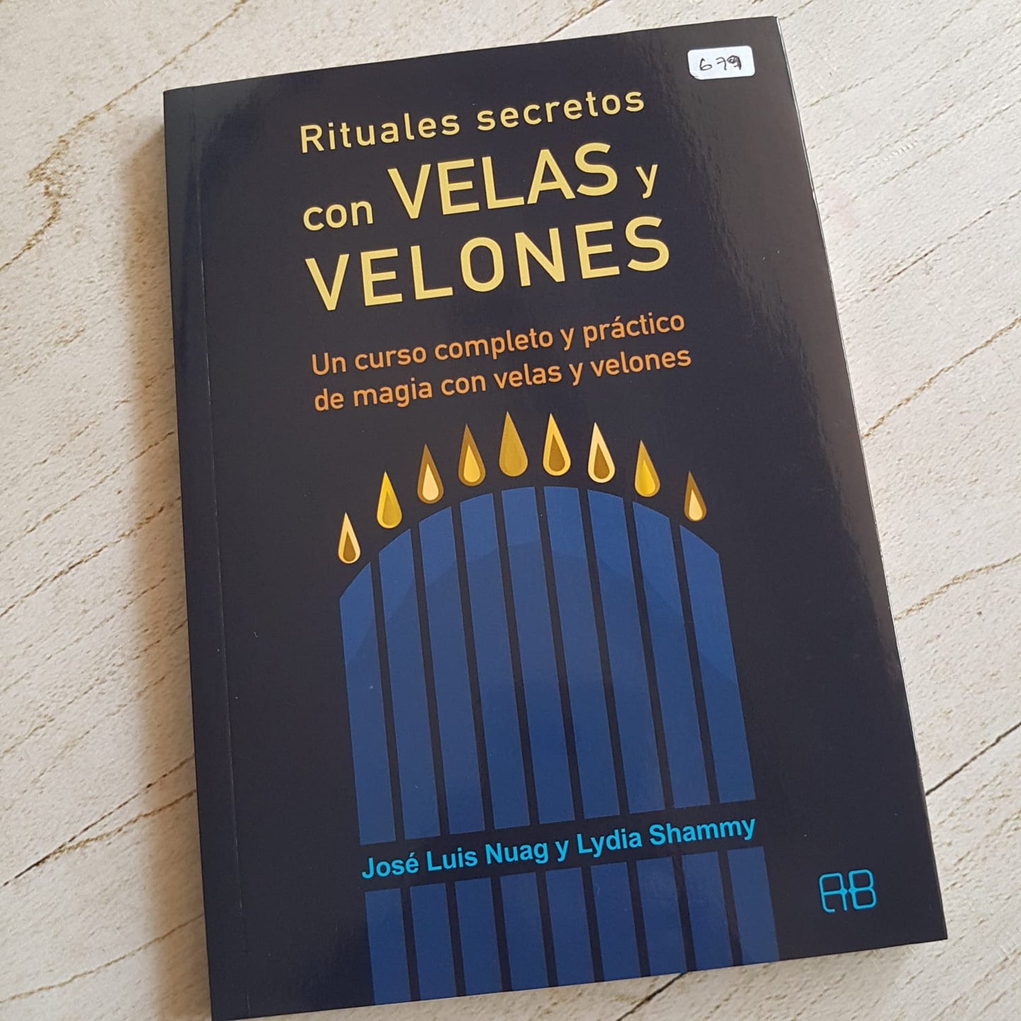 RITUALES SECRETOS CON VELAS Y VELONES