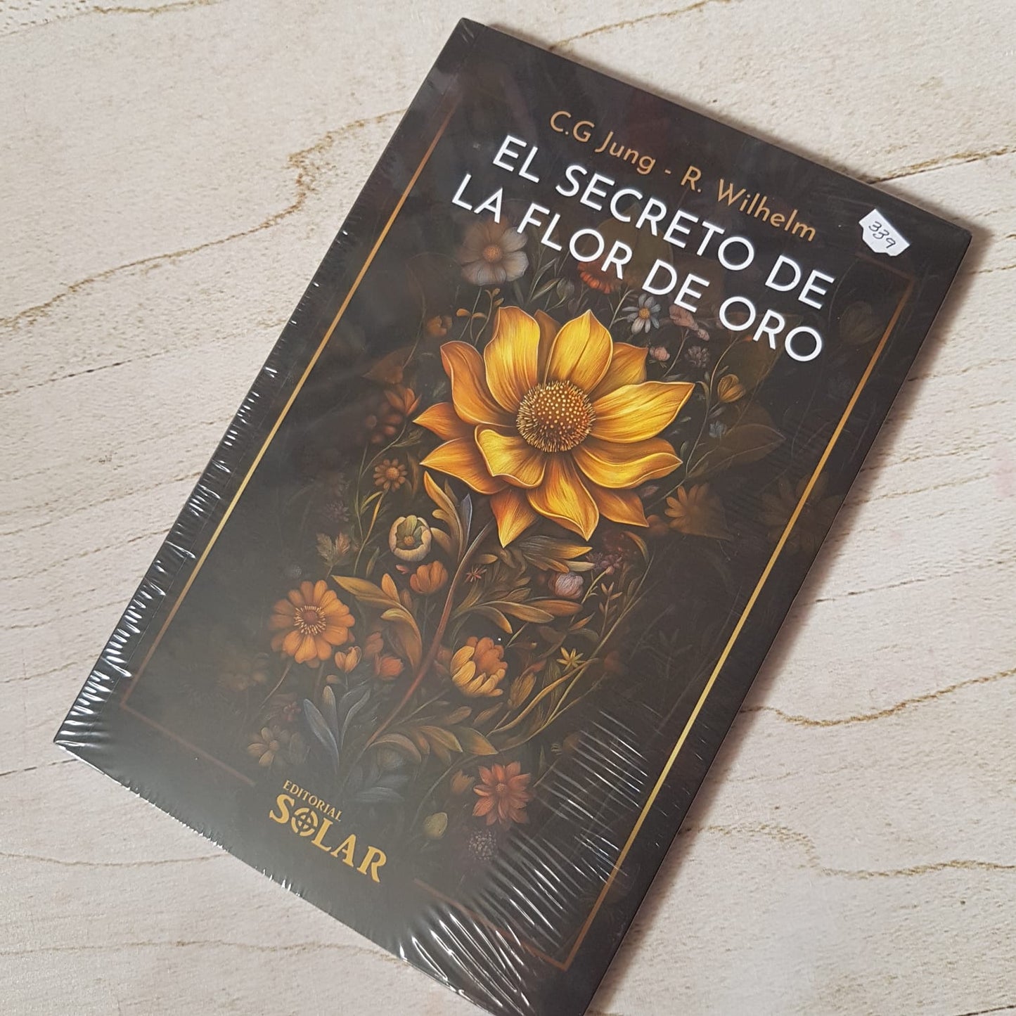 EL SECRETO DE LA FLOR DE ORO