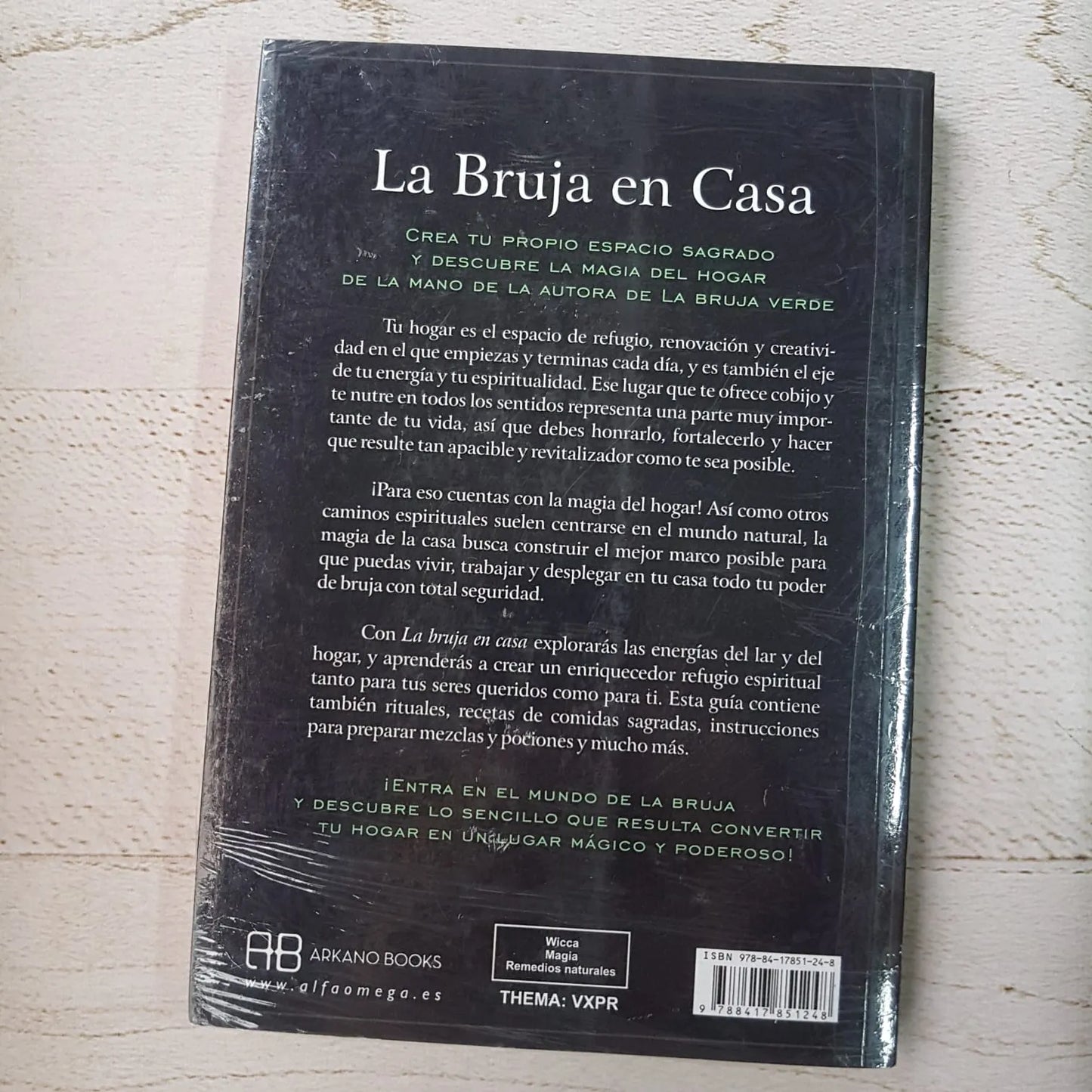 LA BRUJA EN CASA